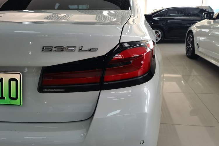 Used BMW 5 Series New Energy 2022 Second Facelift 535Le M Sport Package Exterior 2