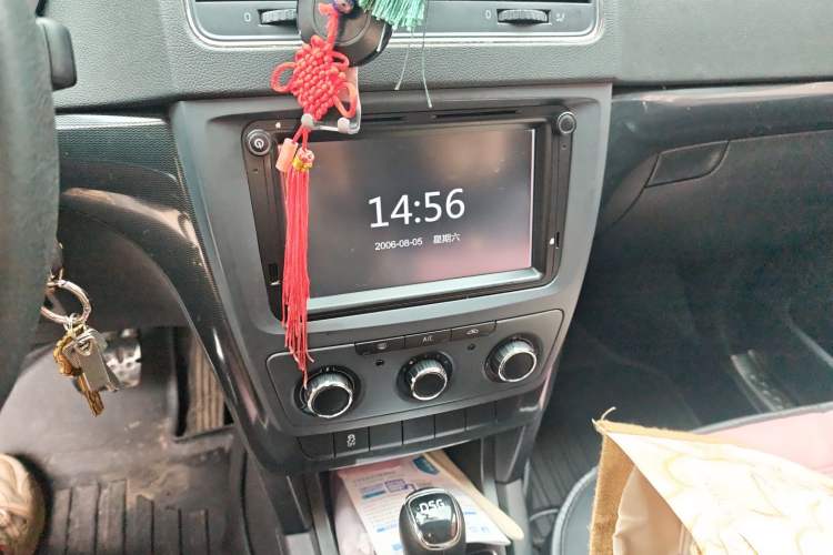 Used Skoda Yeti 2017 TSI280 DSG Car Enjoy Brothers Edition Audio And AC Panel