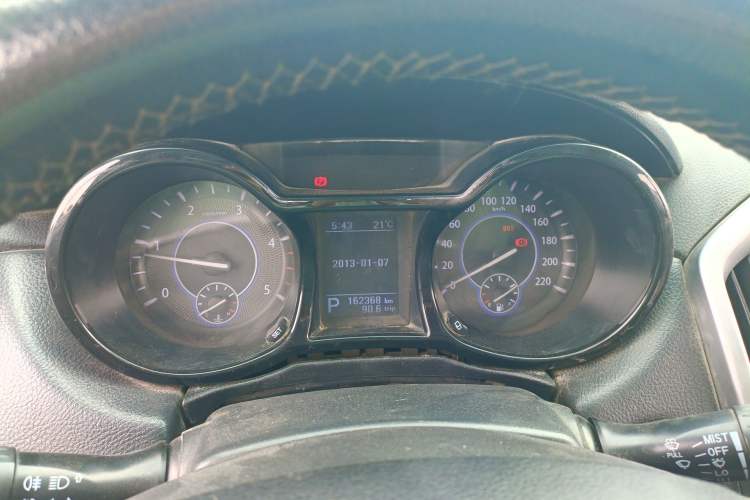 Used JMC Yusheng S350 2013 2.4T Automatic 2WD Diesel Luxury Edition 5 Seats Instrument Cluster