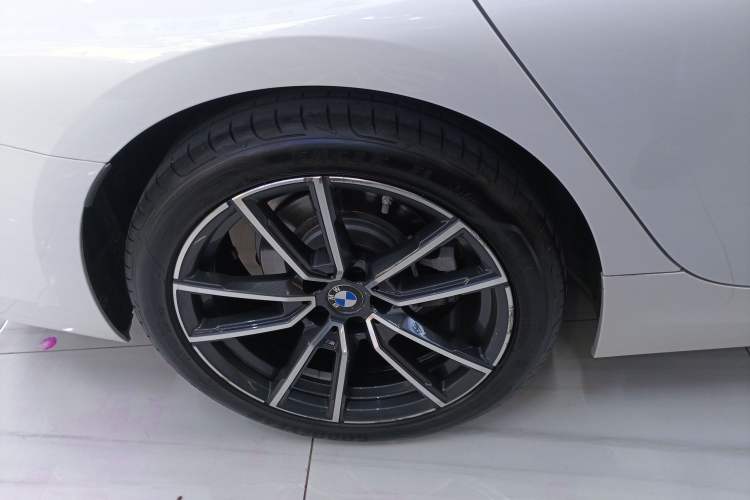 Used BMW 3 Series 2021 Restyled 325Li M Sport Package
