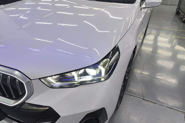 Used BMW 5 Series 2024 530Li Luxury Edition M Sport Package Left Front Headlight