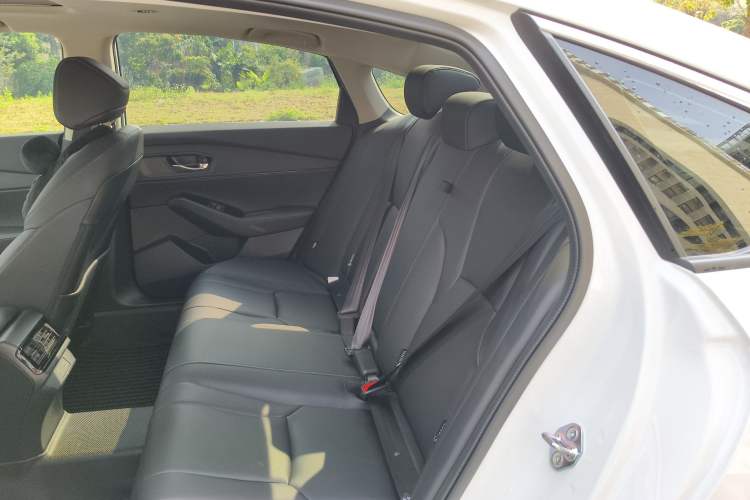 Used Honda Inspire 2025 260TURBO Elite Edition Left Rear Seat