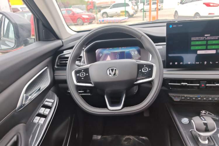 Used CHANGAN CS75 2026 Model PRO 1.5T DCT Prestige 7-Seater Steering Wheel