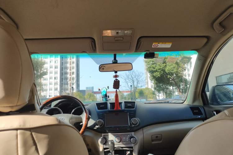 Used Toyota Highlander 2012 2.7L Two-Wheel Drive 7-Seater Elite Edition