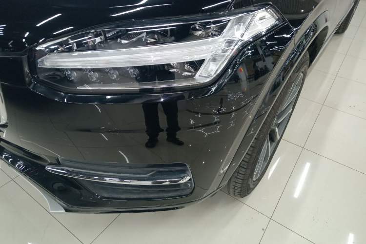 Used Volvo XC90 2019 T6 Zhiyi Edition 7-Seater China V Emission Standard
