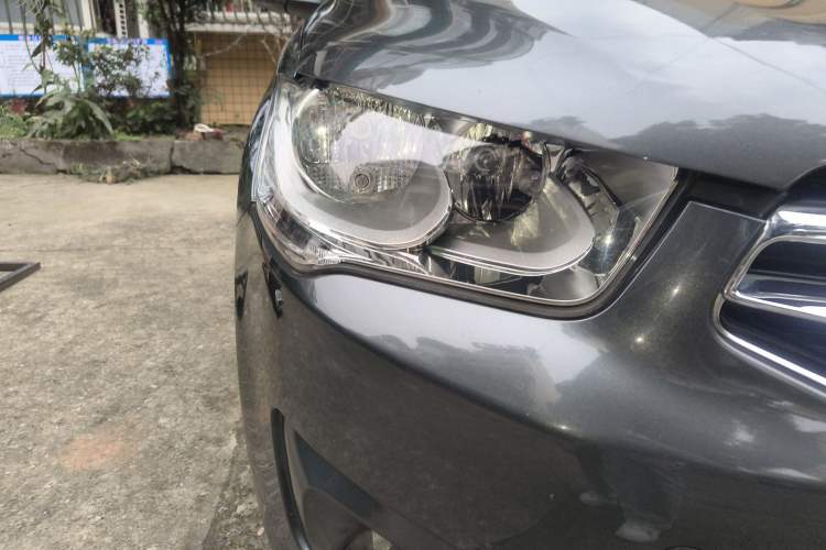 Used Citroen Elysee 2014 1.6L Manual Fashion Edition Right Front Headlight