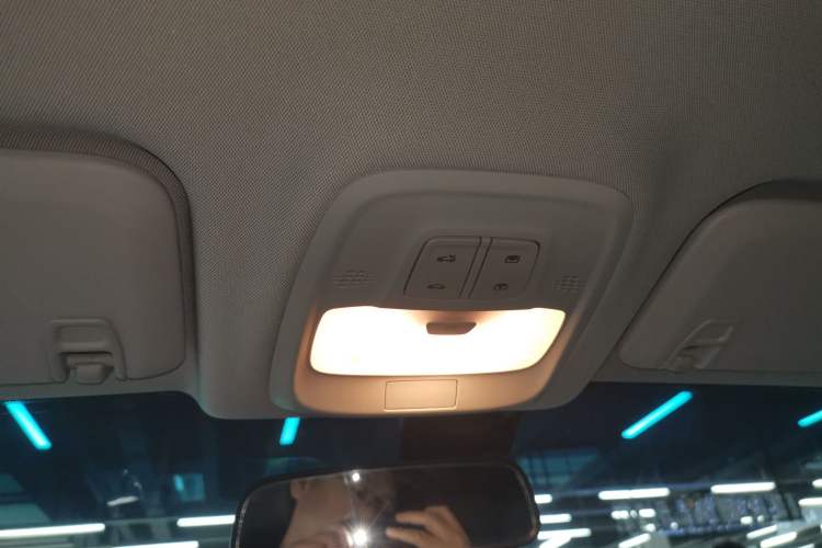 Used Chevrolet Orlando 2018 Redline 530T Automatic Enjoyment Edition (5+2 Model) – China V Standard
