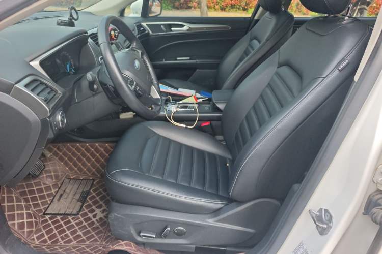 Used Ford Mondeo 2018 EcoBoost 180 Smart Control Fashion Model China VI Standard Left Front Seat