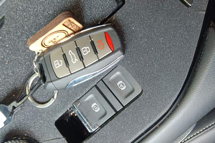 Used Haval H6 2024 1.5T Two-Wheel-Drive Classic Edition