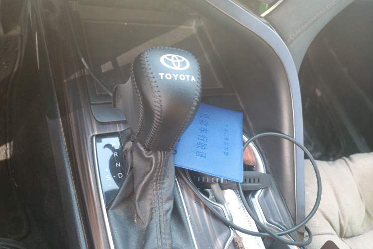 Used Toyota Camry 2019 Revised Version 2.5G Luxury Edition Gear Lever