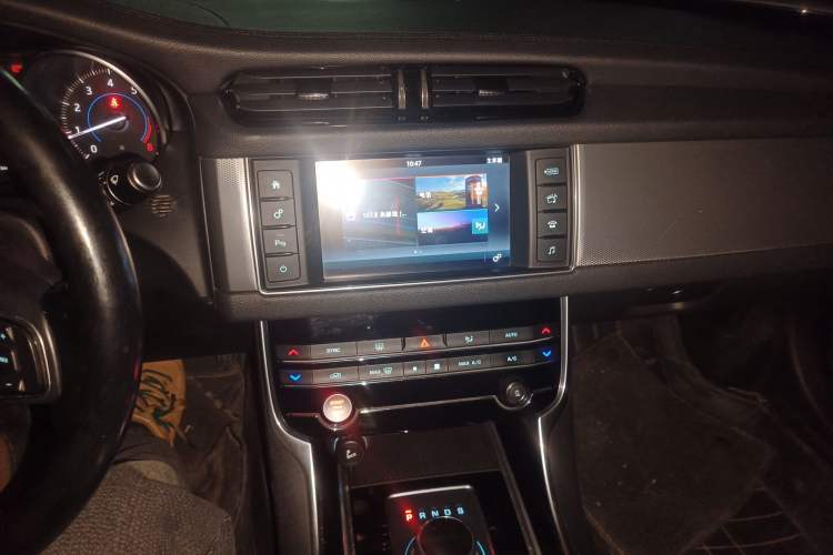 Used Jaguar XFL 2017 XFL 2.0T 200PS Windflower Edition
