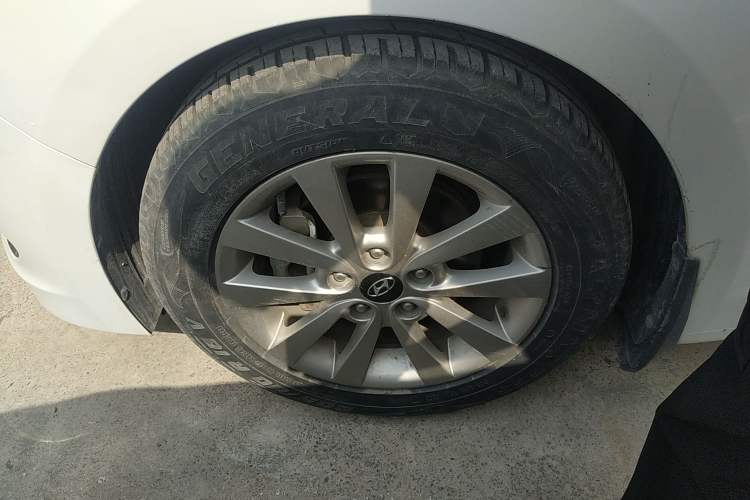 Used Hyundai Mistra 2014 1.8L Automatic Smart GLS