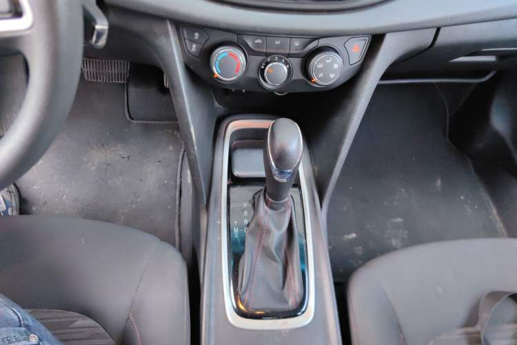 Used Chevrolet Monza 2019 Redline 320T Dual-Clutch Joyful Edition China VI Standard
