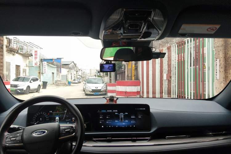 Used Ford Equator Sport 2022 Facelift EcoBoost 170 Prestige Model Headliner