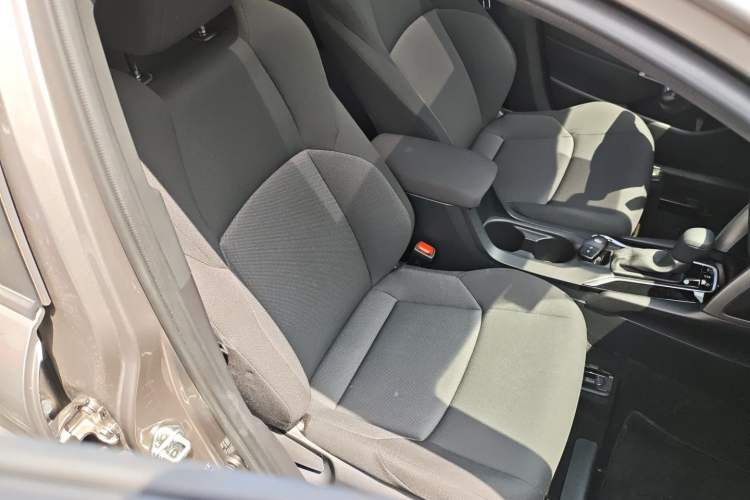 Used Toyota FRONTLANDER 2022 2.0L CVT Leading Edition
