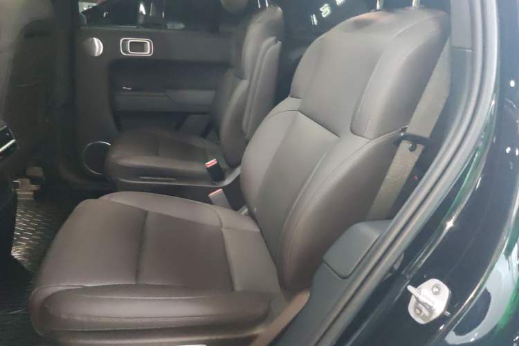 Used Li Auto L8 2023 Pro Model Left Rear Seat