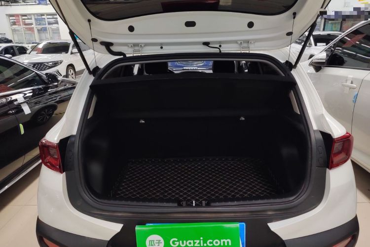 Used Kia kx1 Stonic 2019 1.4L Automatic Fun Edition China VI Trunk