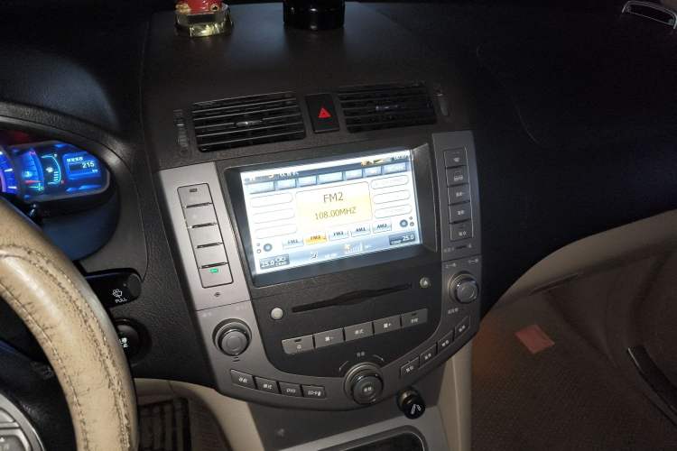 Used BYD S6 2013 Jingyue Edition 2.0L Manual Luxury Model 5 Seats