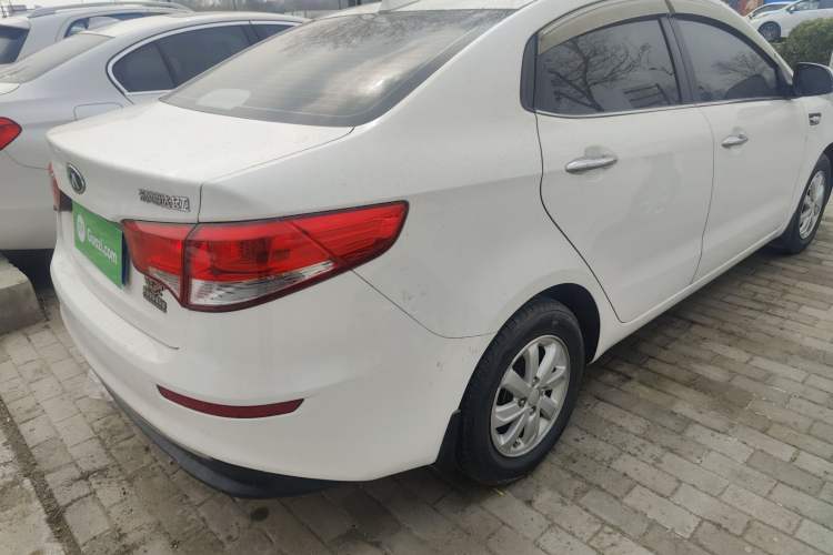 Used Kia K2 2015 Sedan 1.4L Automatic GLS