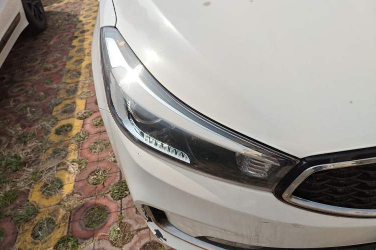 Used Kia K3 2016 1.6L Automatic with Sunroof