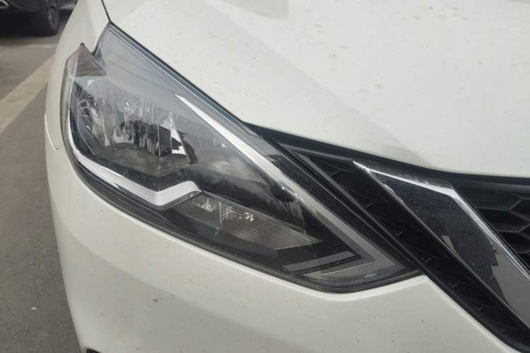Used Nissan Sylphy 2021 Classic 1.6XL CVT Luxury Edition Right Front Headlight