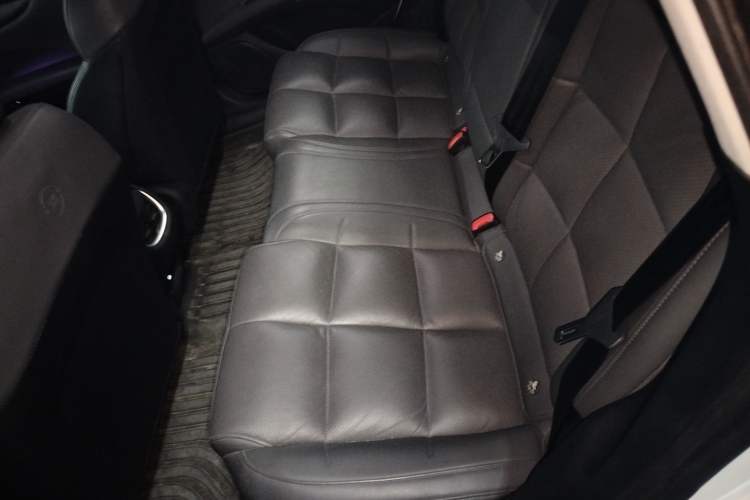 Used IM L6 2024 Max Standard Edition Left Rear Seat
