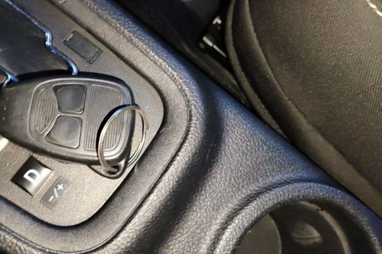 Used Jeep Wrangler 2014 2.8TD Sahara Four-Door Edition
