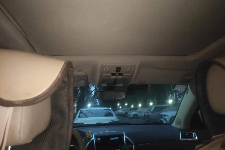 Used Cadillac SRX 2014 3.0L Elite Model Headliner