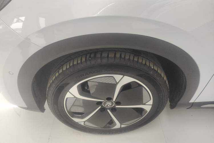 Used BYD Yuan PLUS 2025 Intelligent Driving Version 510 KM Beyond-Grade Edition Left Front Wheel Hub