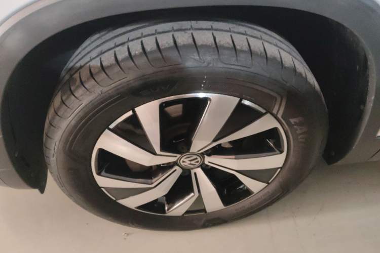 Used Volkswagen Tayron 2020 330TSI Two-Wheel Drive Luxury Smart Connectivity Version