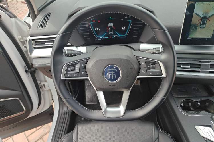 Used BYD Song Pro 2019 1.5T Automatic Prestige Model
