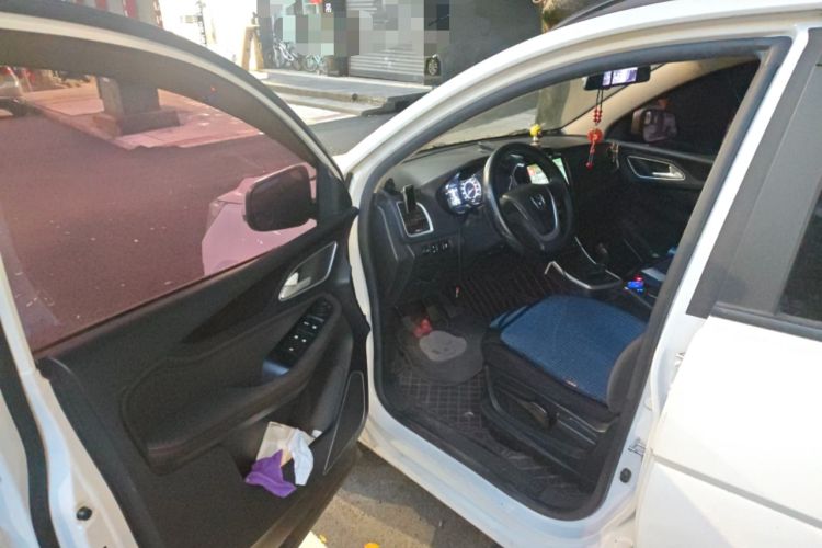 Used Baojun 560 2016 1.8L Manual Value Edition