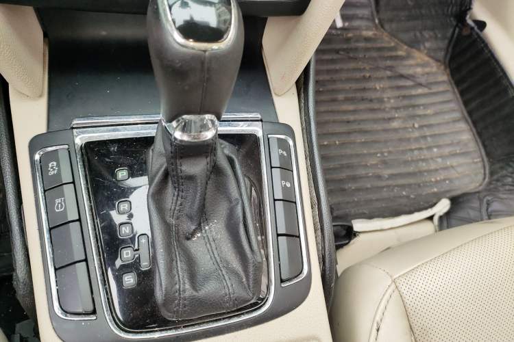 Used Skoda Superb 2013 1.8TSI Automatic Yashi Edition