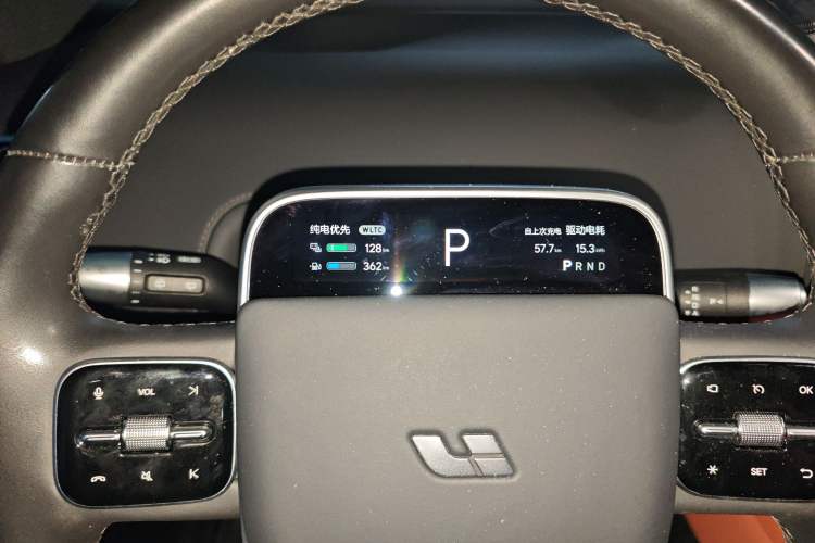 Used Li Auto L8 2023 Max model