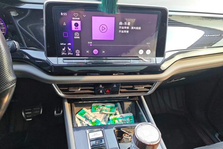 Used Volkswagen Teramont X 2023 Facelift 380TSI Four-Wheel Drive Luxury Deluxe Edition Audio And AC Panel