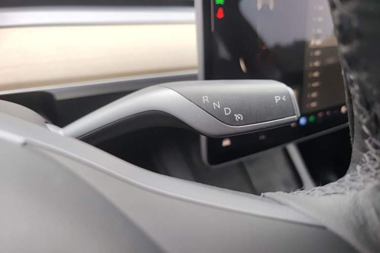 Used Tesla Model Y 2021 Long-Range All-Wheel-Drive Version 3D7