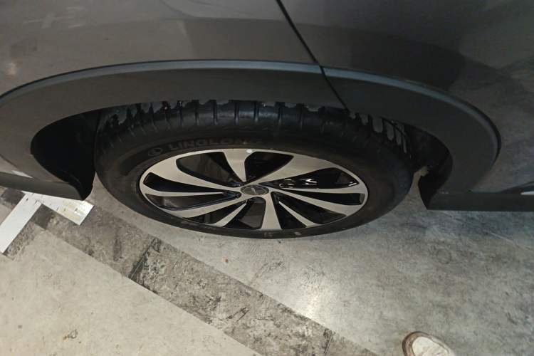 Used BYD Song PLUS New Energy 2023 Champion Edition DM-i 110KM Flagship PLUS
