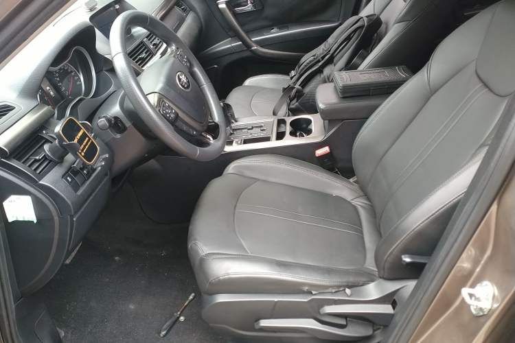 Used Bestune X80 2017 2.0L automatic Technology trim level