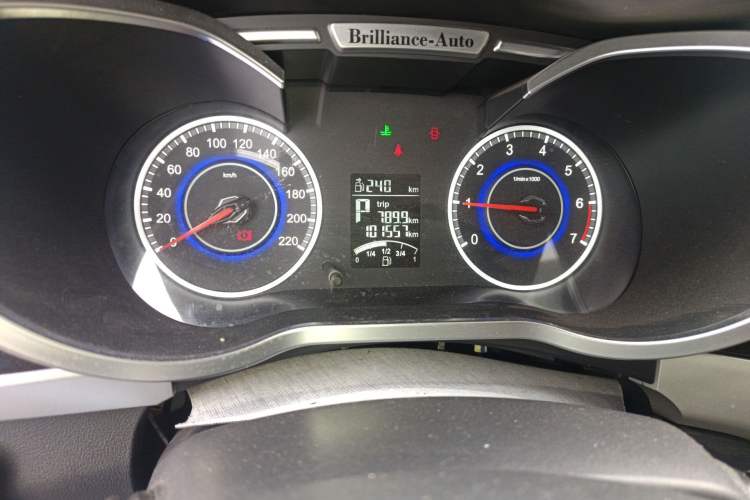 Used Brilliance V3 2015 1.5L Automatic Elite Model Odometer Close Up