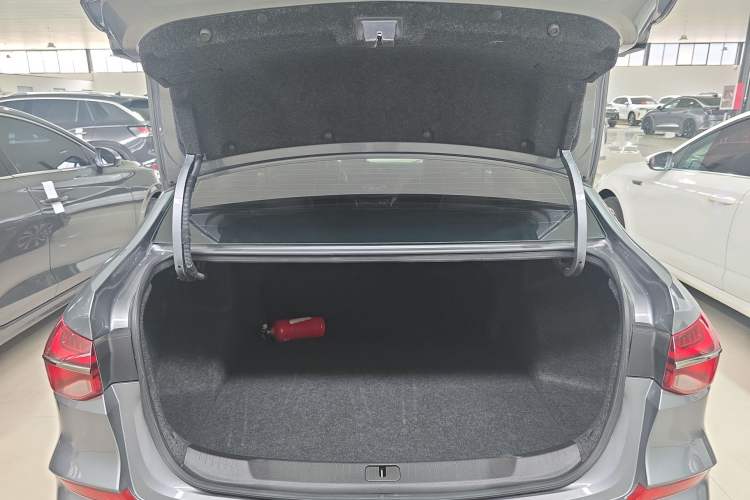 Used Chevrolet Monza 2020 Light Hybrid RS 330T Automatic Comfort Edition