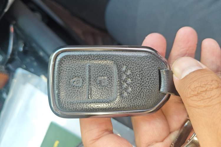 Used Honda Vezel 2017 1.8L CVT Front-Wheel Drive Pioneer Edition
