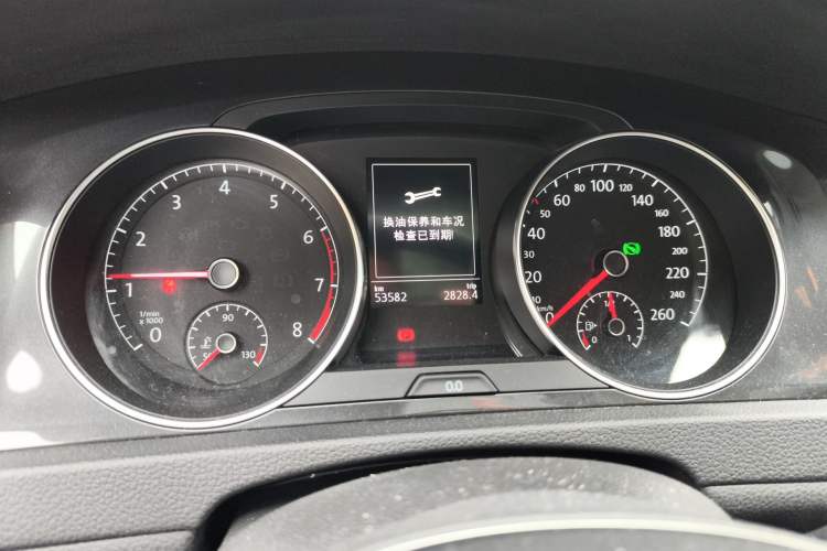 Used Volkswagen Golf 2019 280TSI DSG Comfort Version China VI Standard Instrument Cluster