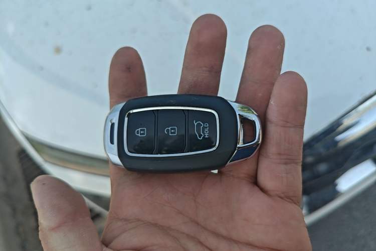 Used Hyundai ix25 2020 1.5L CVT GLS Smart Model Vehicle Key