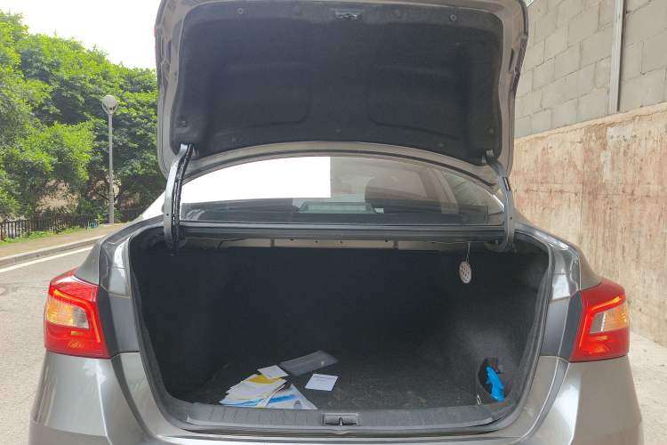 Used Nissan Sylphy 2024 Classic 1.6XE CVT Comfort Edition Trunk