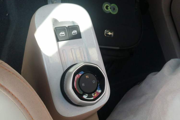 Used Geely Galaxy Panda 2024 Panda Mini 200km Endurance Bear