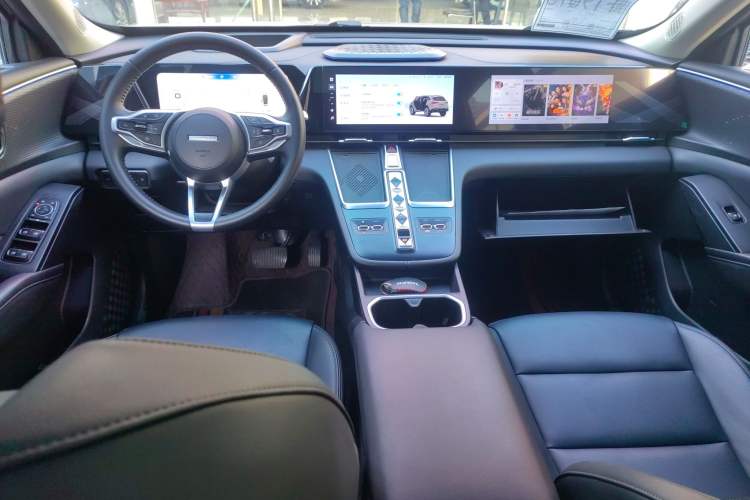 Used Haval Fierce Dragon Max 2023 1.5L Hi4 105 Four-Wheel Drive Smart Flagship Edition Center Console