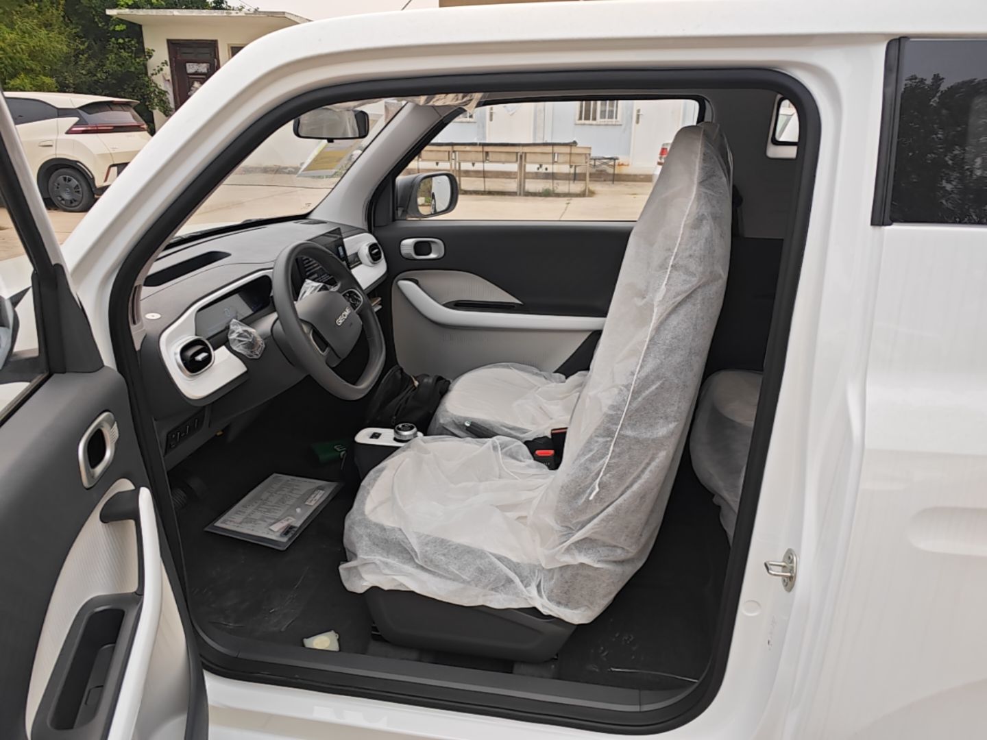 Geely Galaxy Panda 2025 210 km – Yuanqi Bear — снимка 17