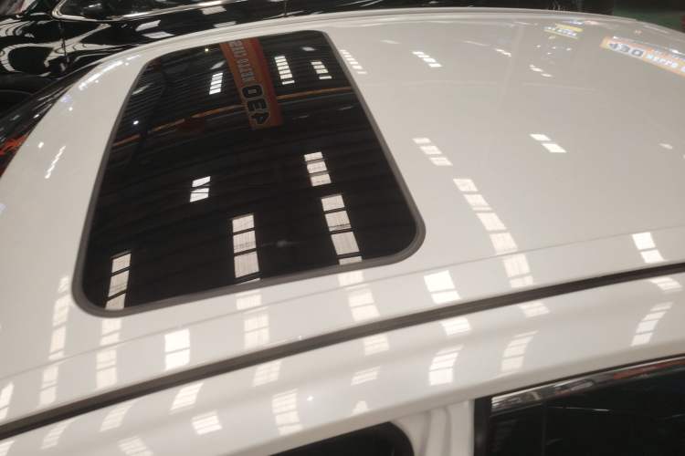 Used Toyota Camry 2018 2.0G Luxury Edition
