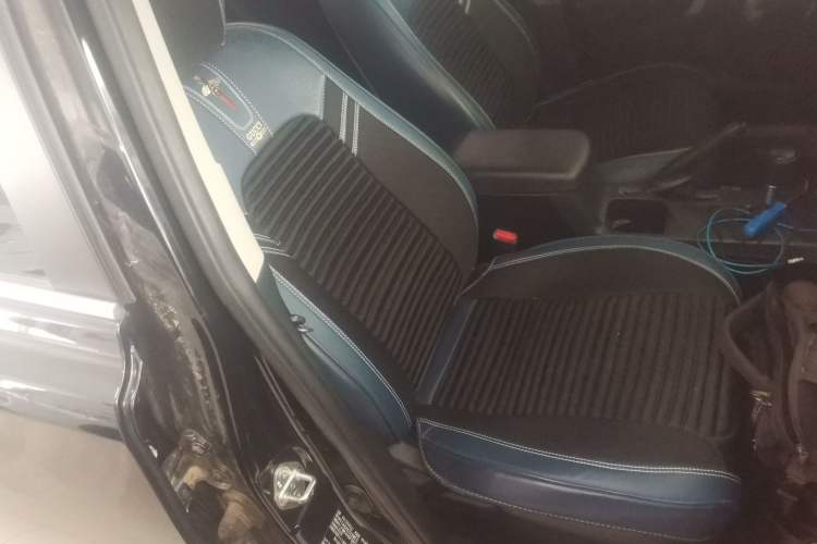 Used Toyota RAV4 2016 2.0L CVT Two-Wheel Drive Fashion Edition China V Standard