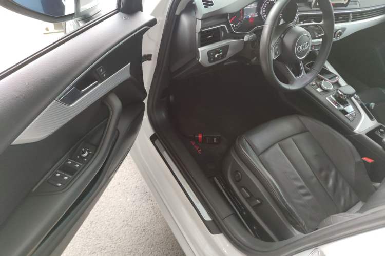 Used Audi A4L 2017 Plus 40 TFSI Fashion Model